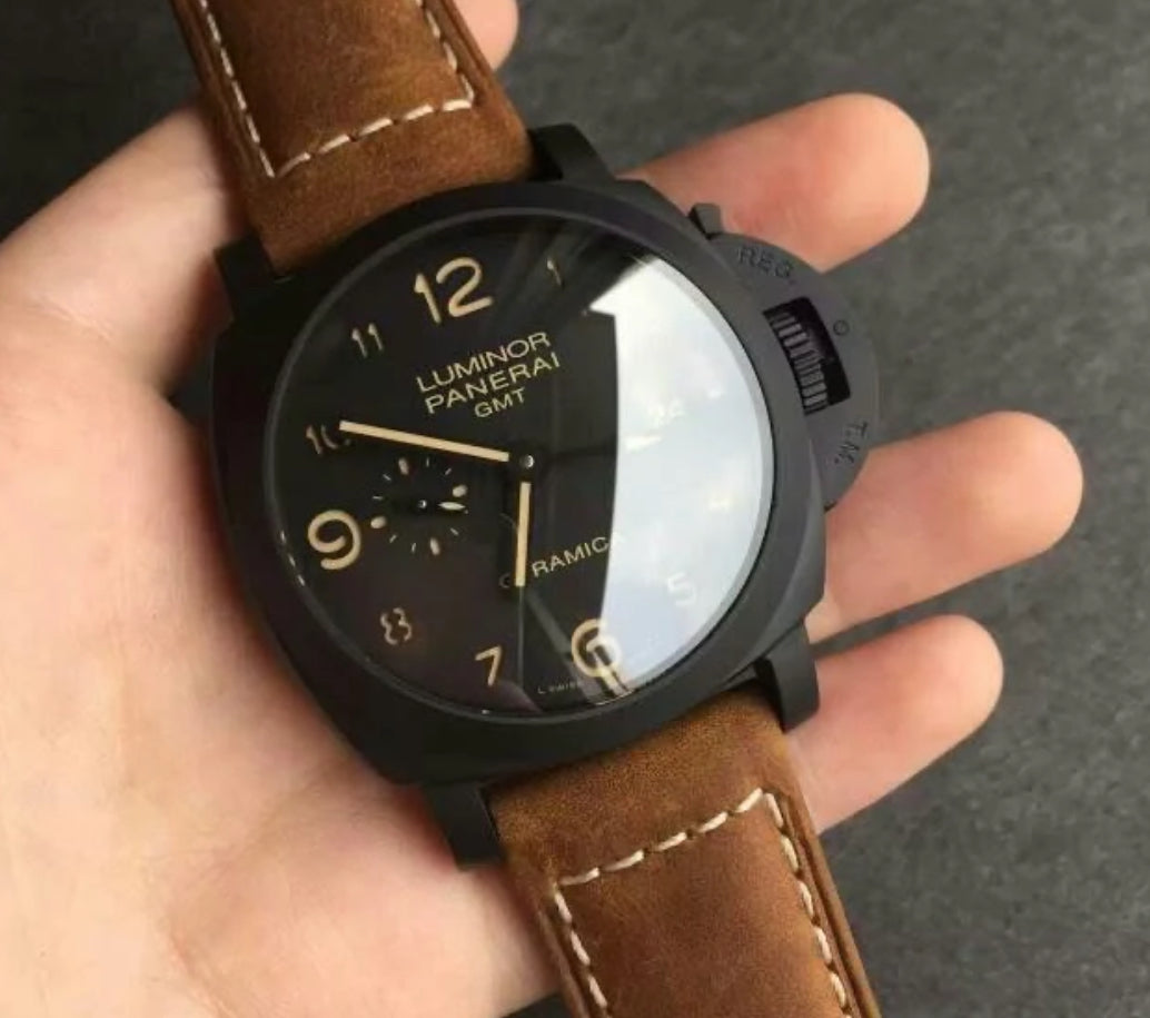 PANERAI LUMINOR GMT CERAMIC - Image 2