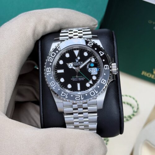 0B1CF13F-9769-491C-9A6F-C3DA0CC32637.jpg ROLEX GMT-MASTER II JUBILEE "BRUCE WAYNE"