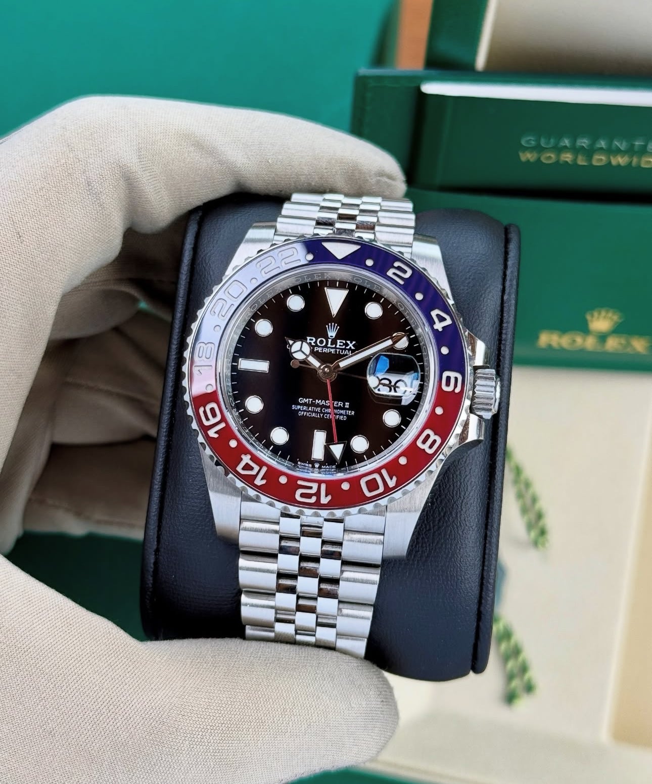 ROLEX GMT MASTER II PEPSI JUBILÈE - Image 2