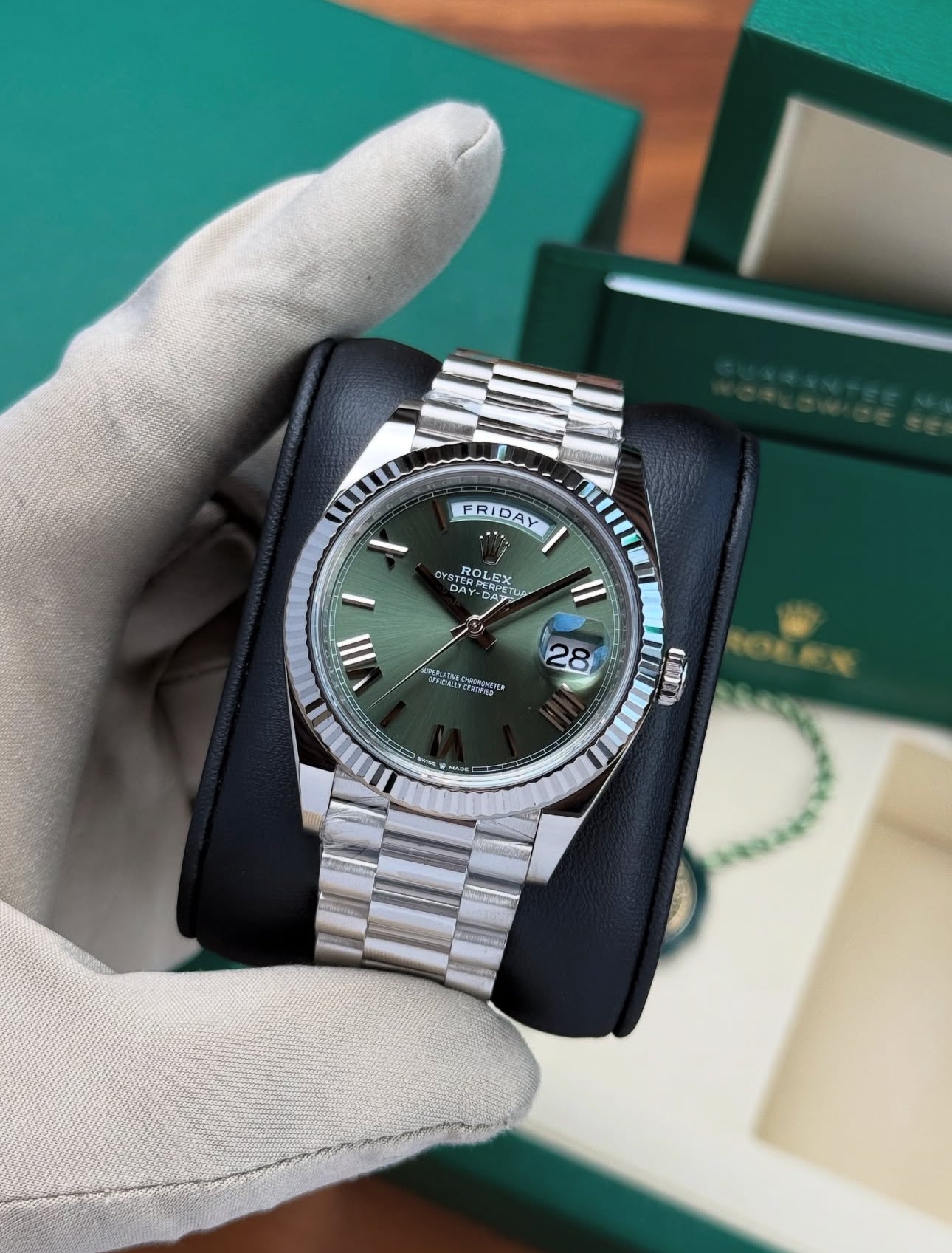 ROLEX DAY-DATE GREEN DIAL - Image 2