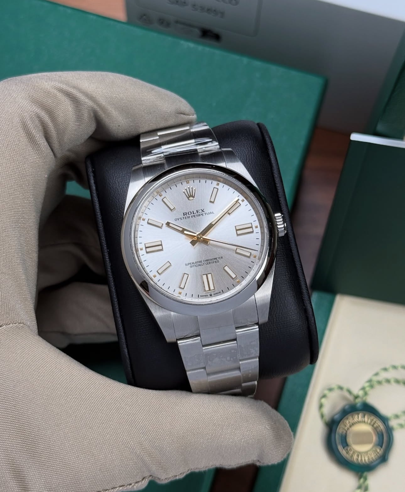 ROLEX OYSTER PERPETUAL SILVER DIAL - Image 2