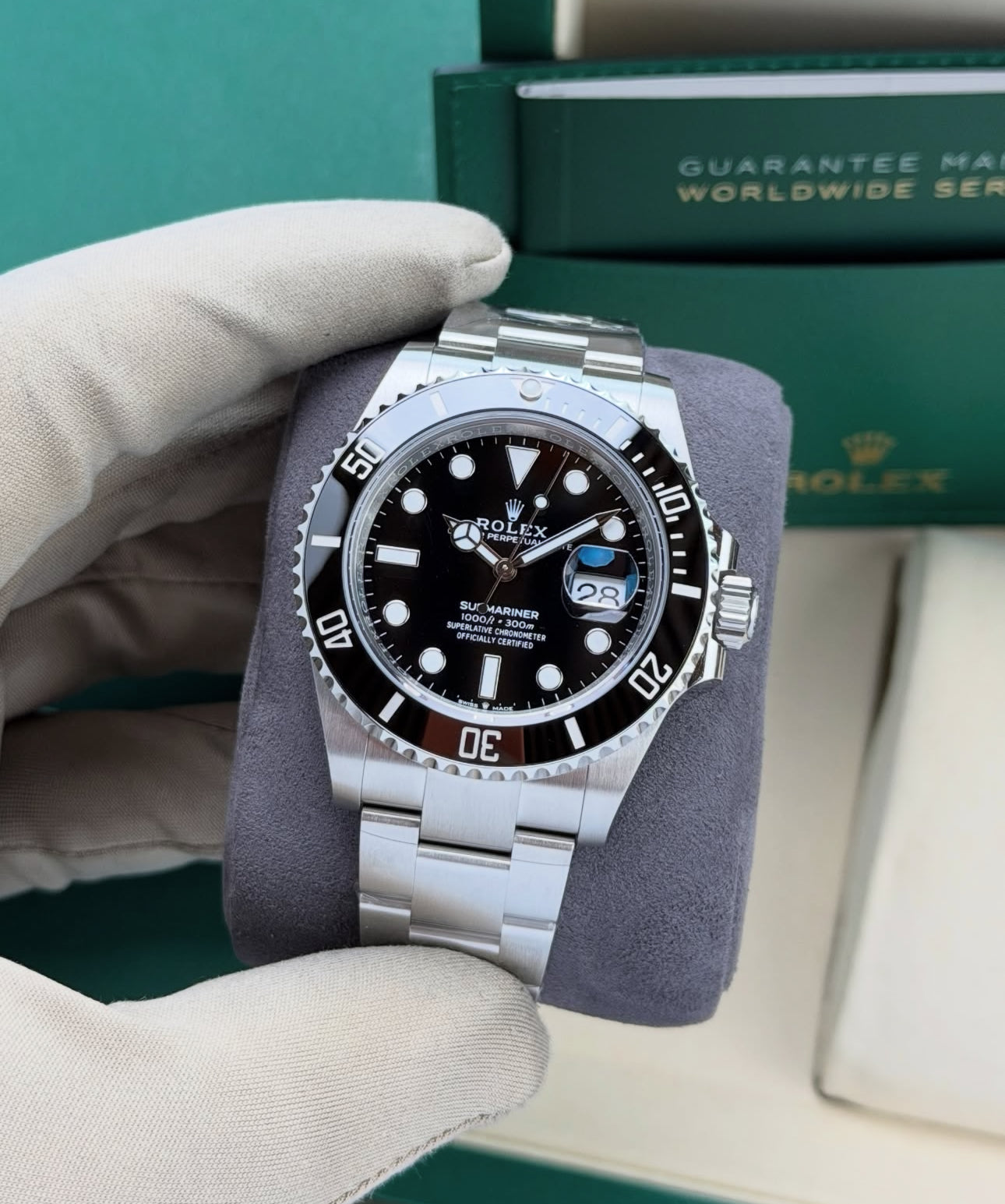 ROLEX SUBMARINER DATE - Image 2