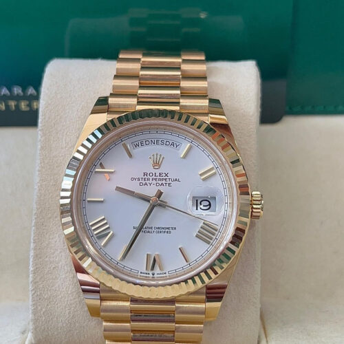 2933B3F1-02D7-426D-9FD1-2EA99C606241.jpg ROLEX DAY-DATE GOLD