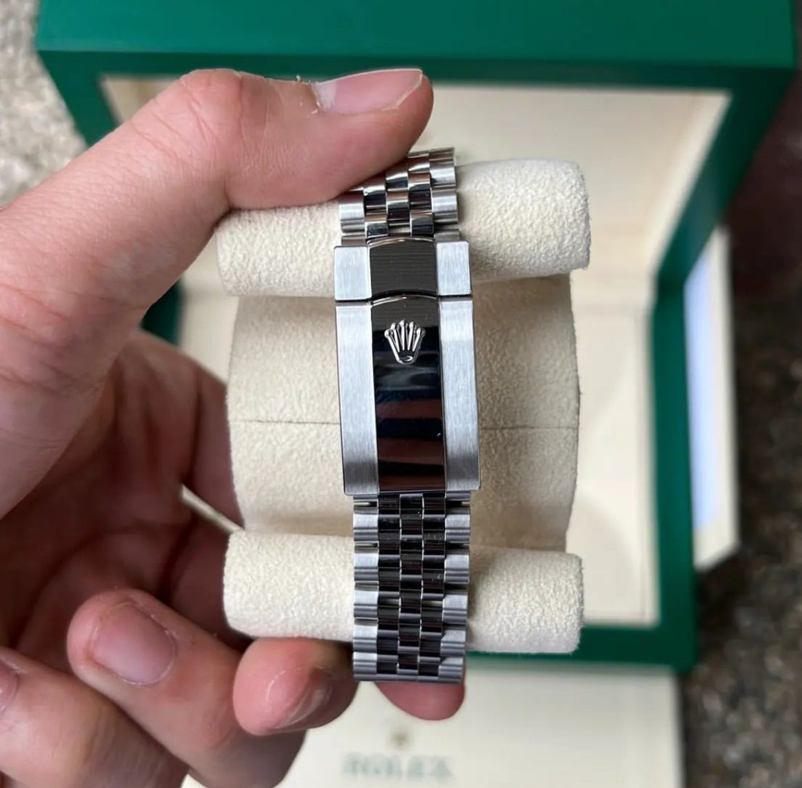 ROLEX DATEJUST JUBILÉE SILVER DIAL - Image 3