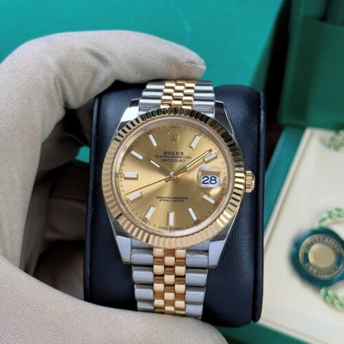34D6A173-BE97-4B65-954D-B5E251C36395.jpg ROLEX DATEJUST JUBILEE CHAMPAGNE DIAL
