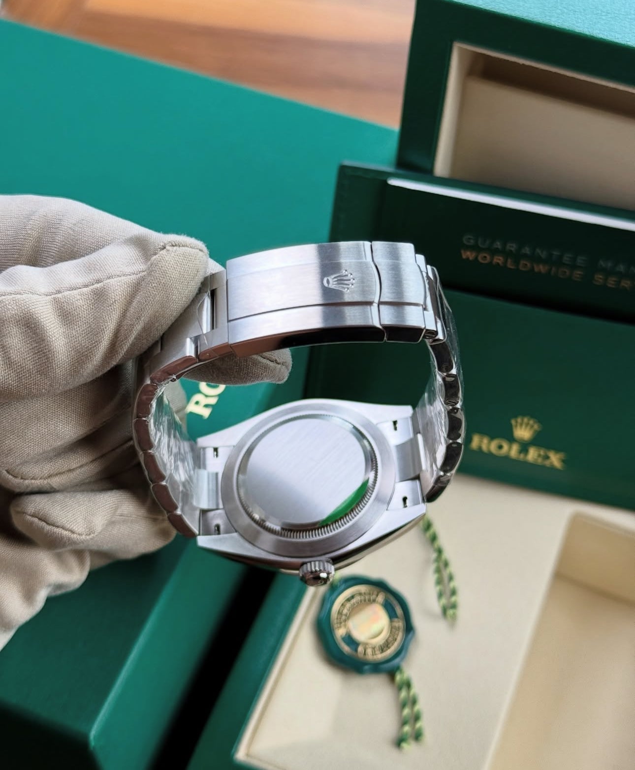 ROLEX OYSTER PERPETUAL GREEN - Image 3