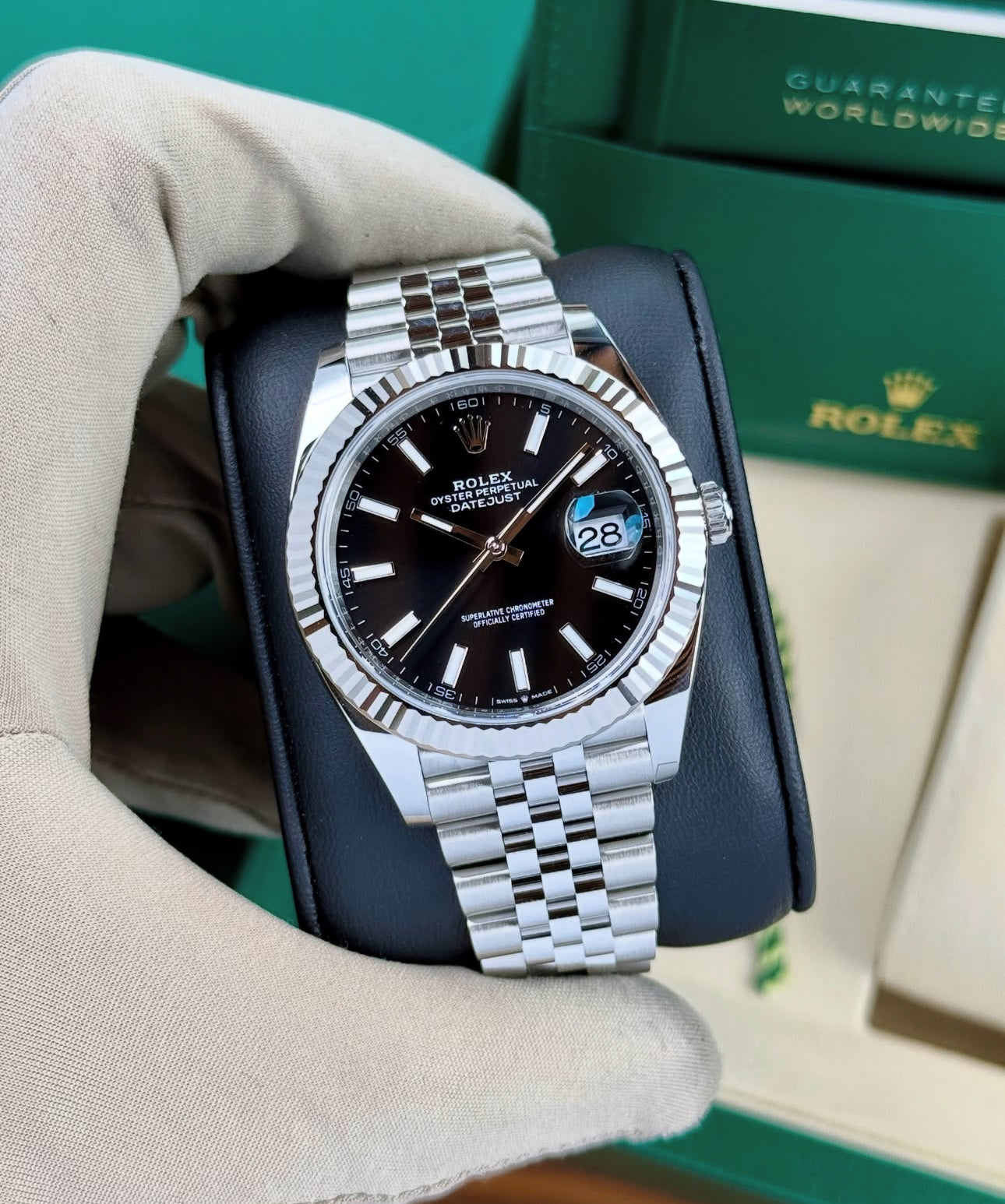 ROLEX DATEJUST JUBILÈE BLACK DIAL - Image 2