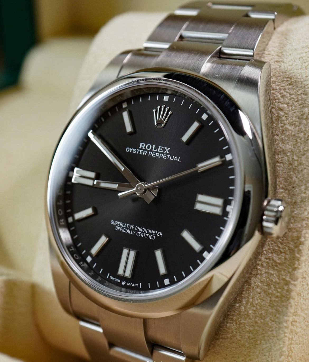 ROLEX OYSTER PERPETUAL BLACK DIAL - Image 2