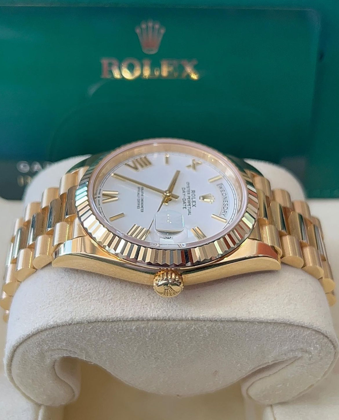 ROLEX DAY-DATE GOLD - Image 3