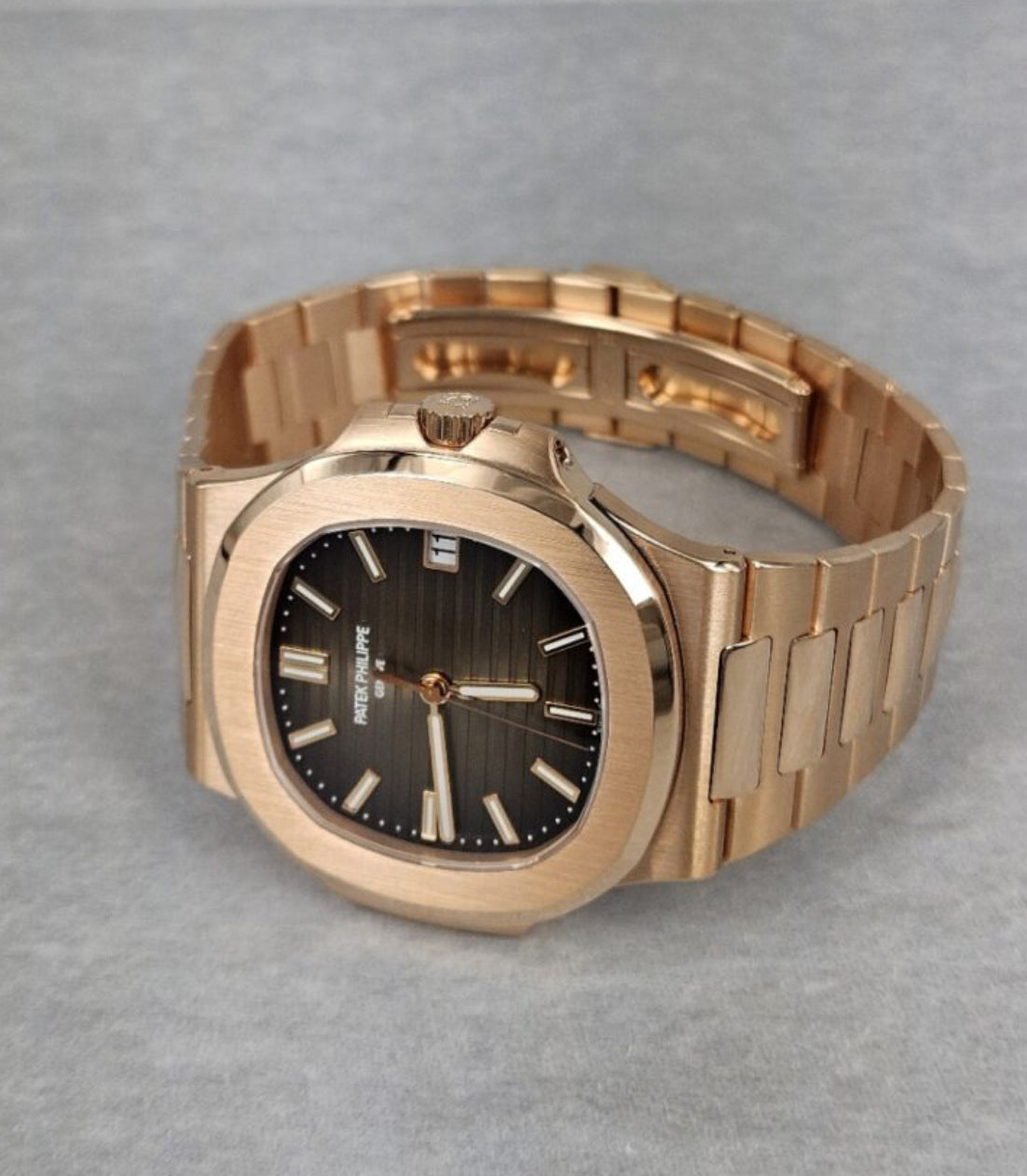 PATEK PHILIPPE NAUTILUS ROSÉ GOLD 5711/1R-001 - Image 2