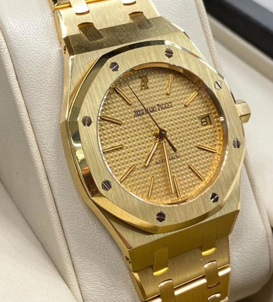 AUDEMARS PIGUET ROYAL OAK GOLD - Image 3
