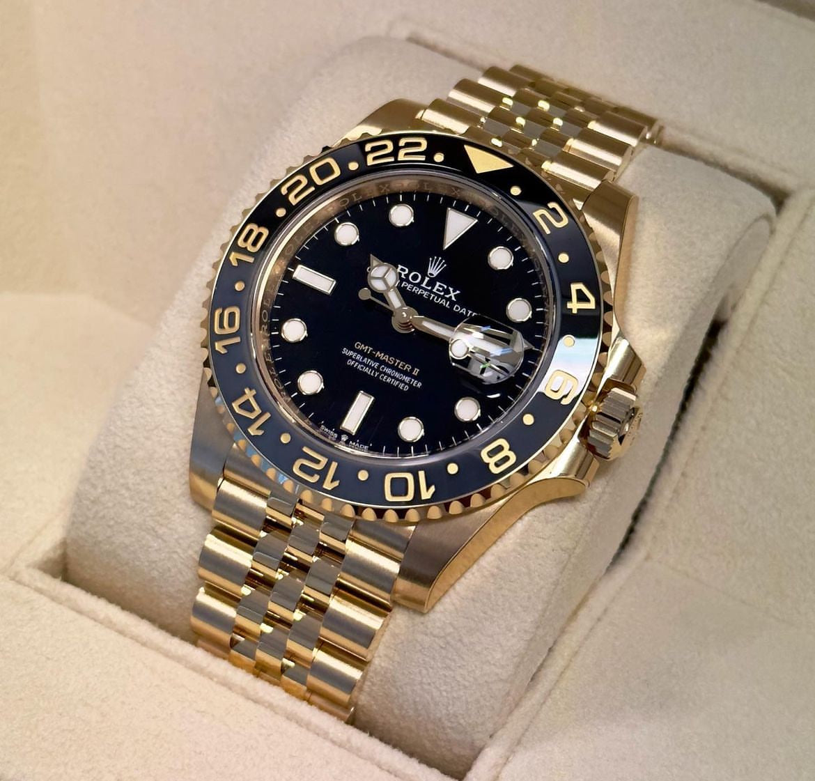 ROLEX GMT MASTER II JUBILEE FULL GOLD - Image 2