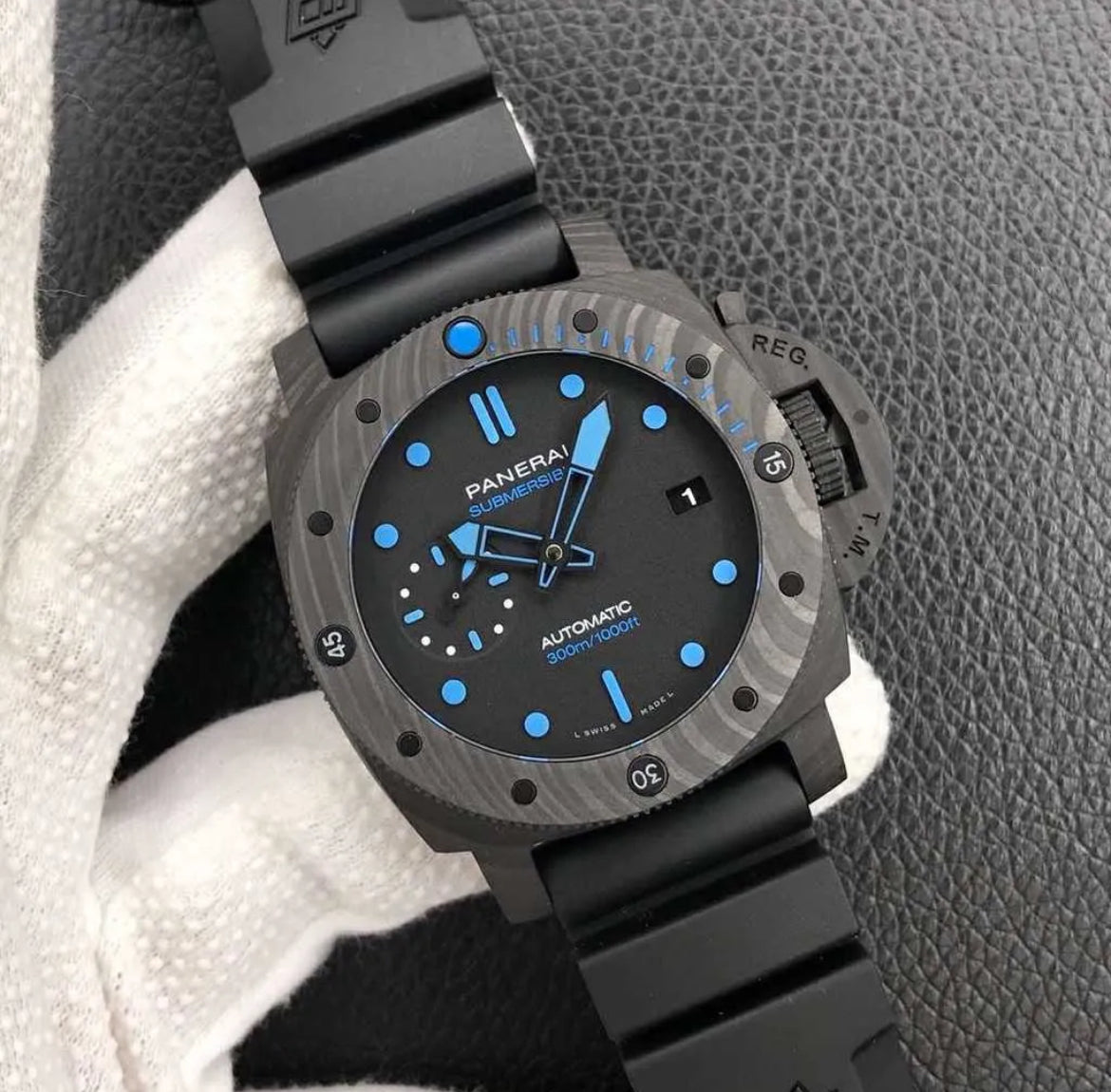 PANERAI SUBMERSIBLE CARBONTECH AUTOMATIC - Image 3