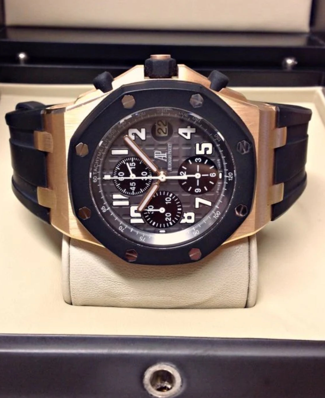 AUDEMARS PIGUET ROYAL OAK OFFSHORE CHRONOGRAPH ROSE GOLD - Image 2