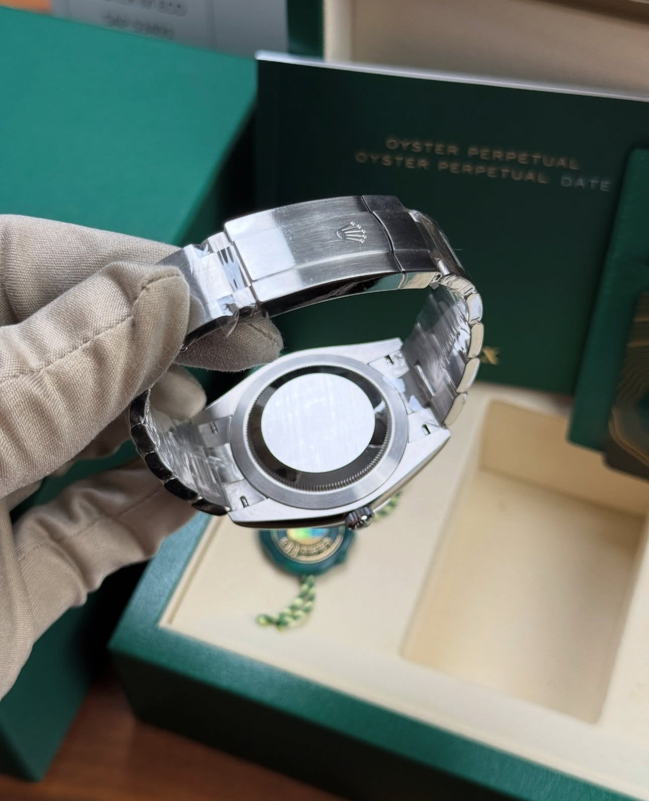 ROLEX OYSTER PERPETUAL SILVER DIAL - Image 3