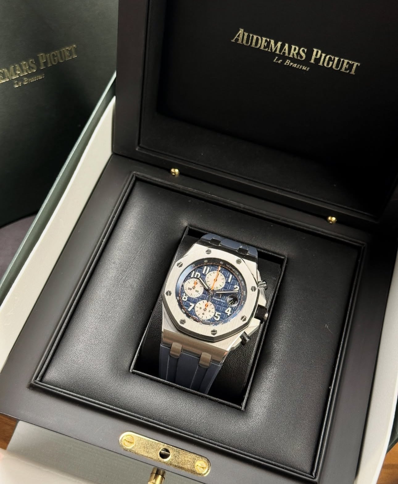 AUDEMARS PIGUET ROYAL OAK OFF-SHORE BLUE - Image 4