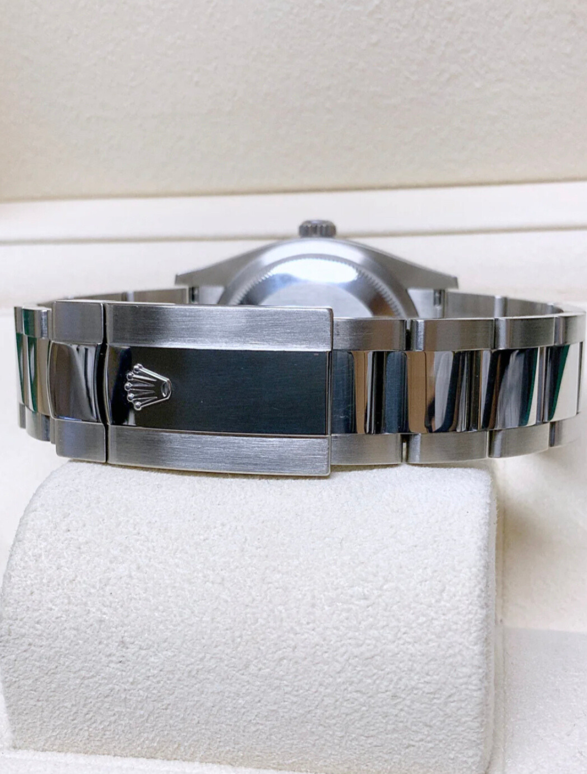 ROLEX DATEJUST OYSTER BLACK DIAL - Image 4