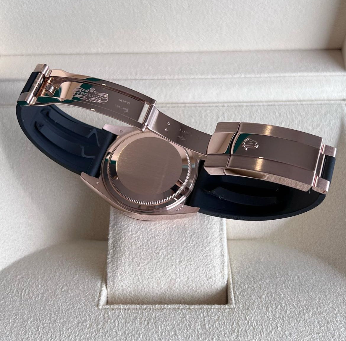 ROLEX SKY-DWELLER OYSTERFLEX CHOCOLATE - Image 3