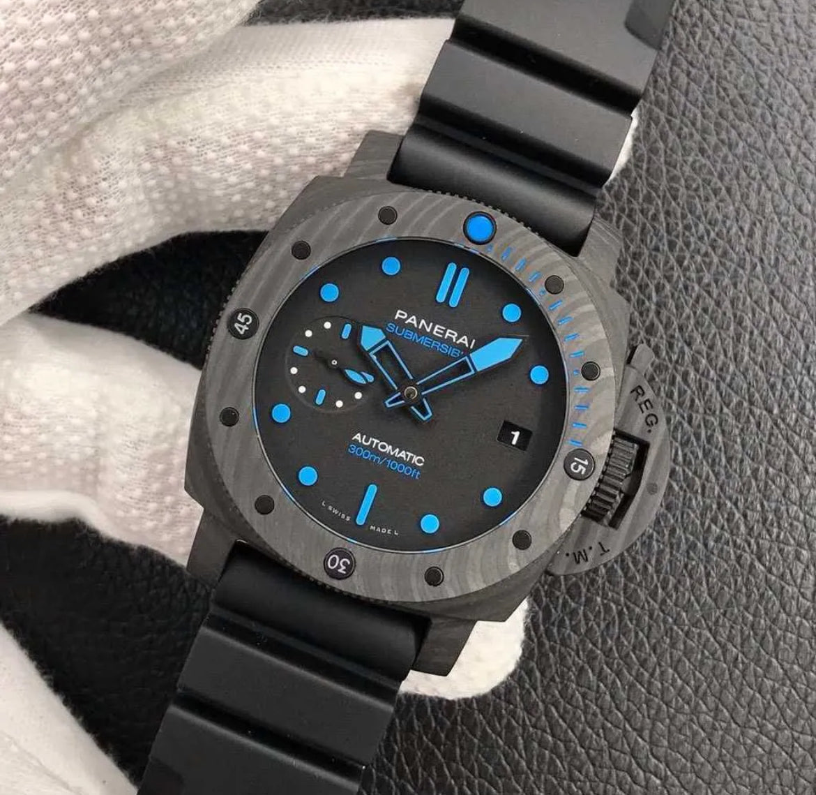 PANERAI SUBMERSIBLE CARBONTECH AUTOMATIC - Image 2