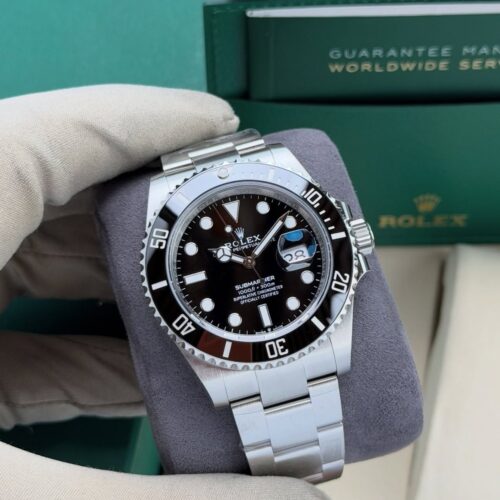 ROLEX SUBMARINER DATE