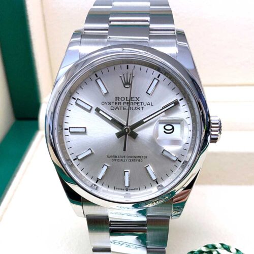 CC0B4BF8-C11A-438F-9424-35602ED627EB.jpg ROLEX DATEJUST OYSTER SILVER DIAL