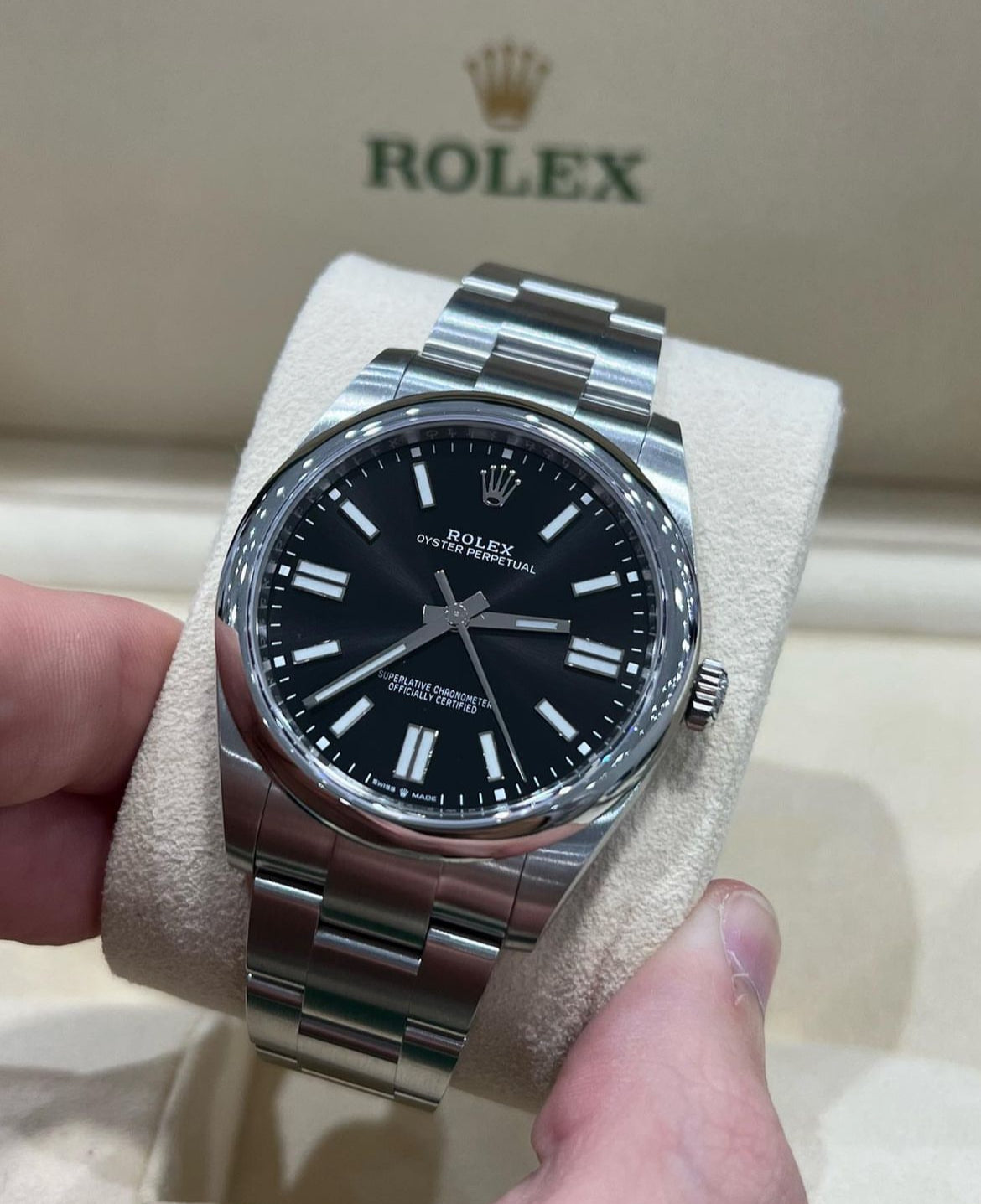 ROLEX OYSTER PERPETUAL BLACK DIAL - Image 3