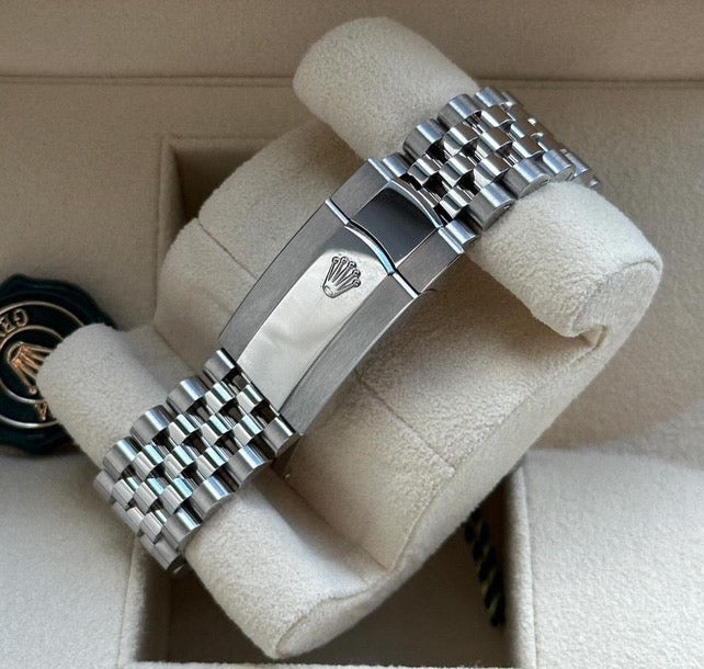 ROLEX DATEJUST JUBILÈE BLUE ROMAN - Image 3