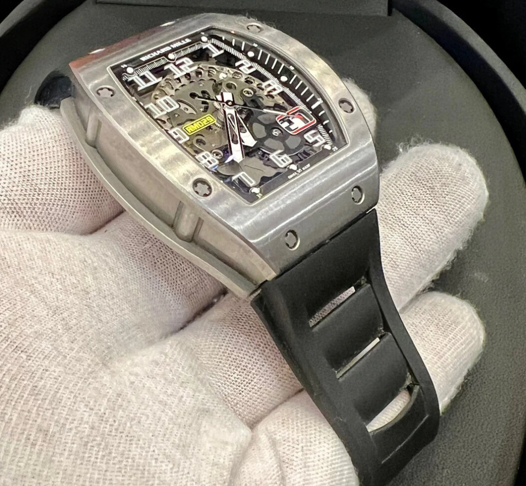 RICHARD MILLE GREY CARBON - Image 3