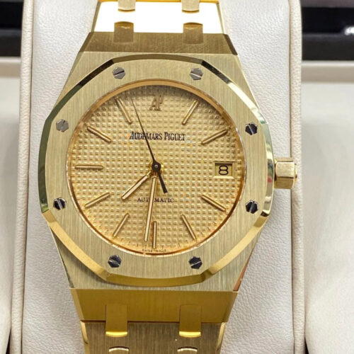 F2B447DA-EA06-42B8-95C9-39F8552A46C2.jpg AUDEMARS PIGUET ROYAL OAK GOLD