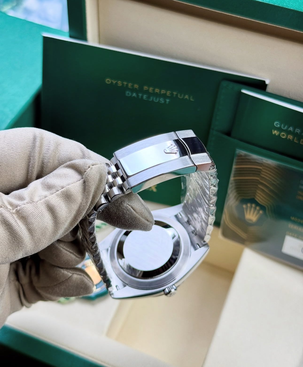 ROLEX DATEJUST JUBILEE WHITE DIAL - Image 3