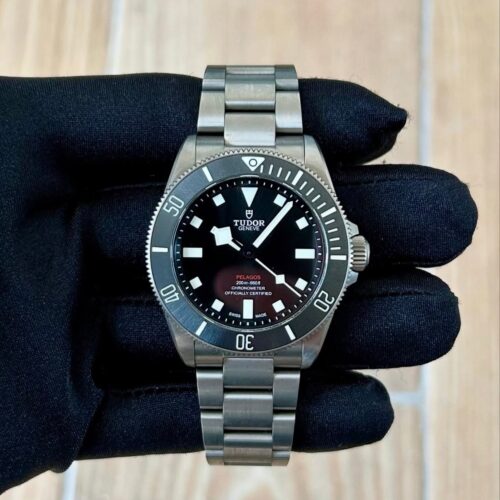 FullSizeRender_24898597-b9cd-44be-8422-0ce4b371c61a.jpg TUDOR PELAGOS 39