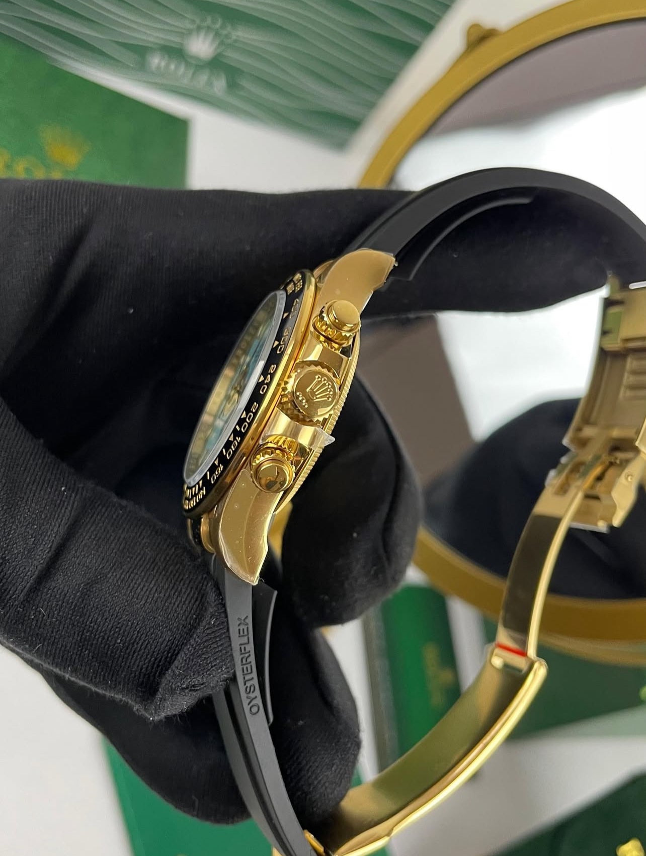 ROLEX DAYTONA YELLOW GOLD TIFFANY “2025” - Image 2
