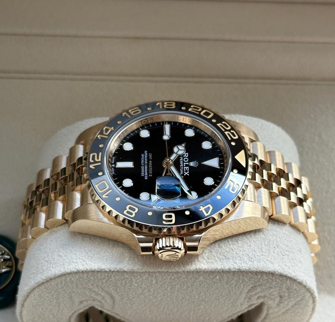 ROLEX GMT-MASTER II JUBILEE "FULL GOLD" - Image 3