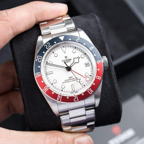 IMG_4191.jpg TUDOR BLACK BAY GMT "PEPSI METORITE" 41MM