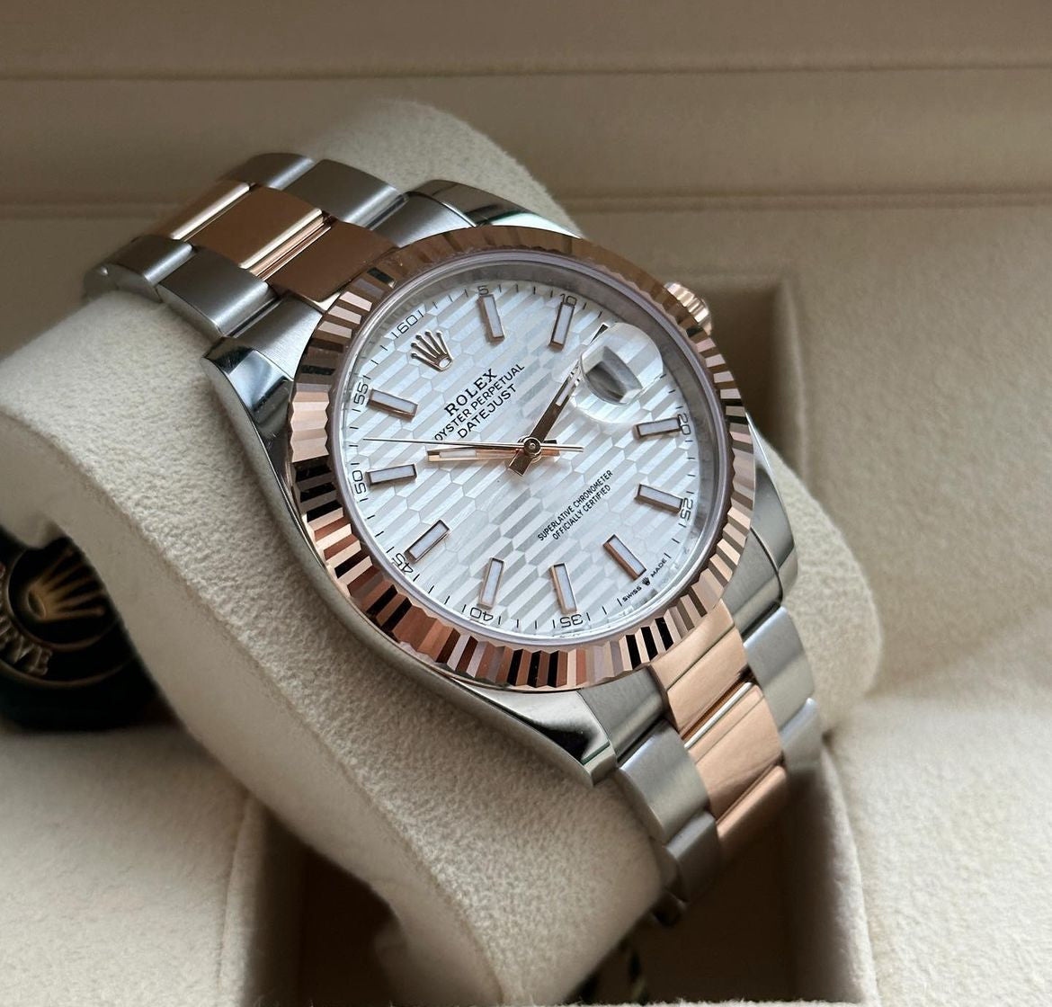 ROLEX DATEJUST OYSTER BEZEL - Image 2