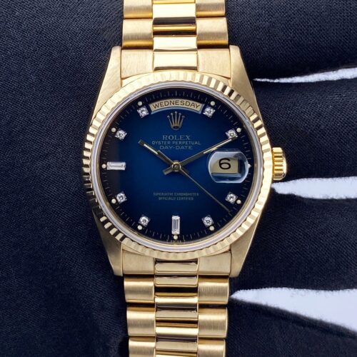 IMG_6638.jpg ROLEX DAY-DATE BLUE DIAL VIGNETTE DIAMOND