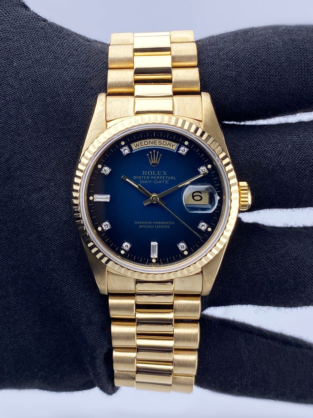 ROLEX DAY-DATE BLUE DIAL VIGNETTE DIAMOND