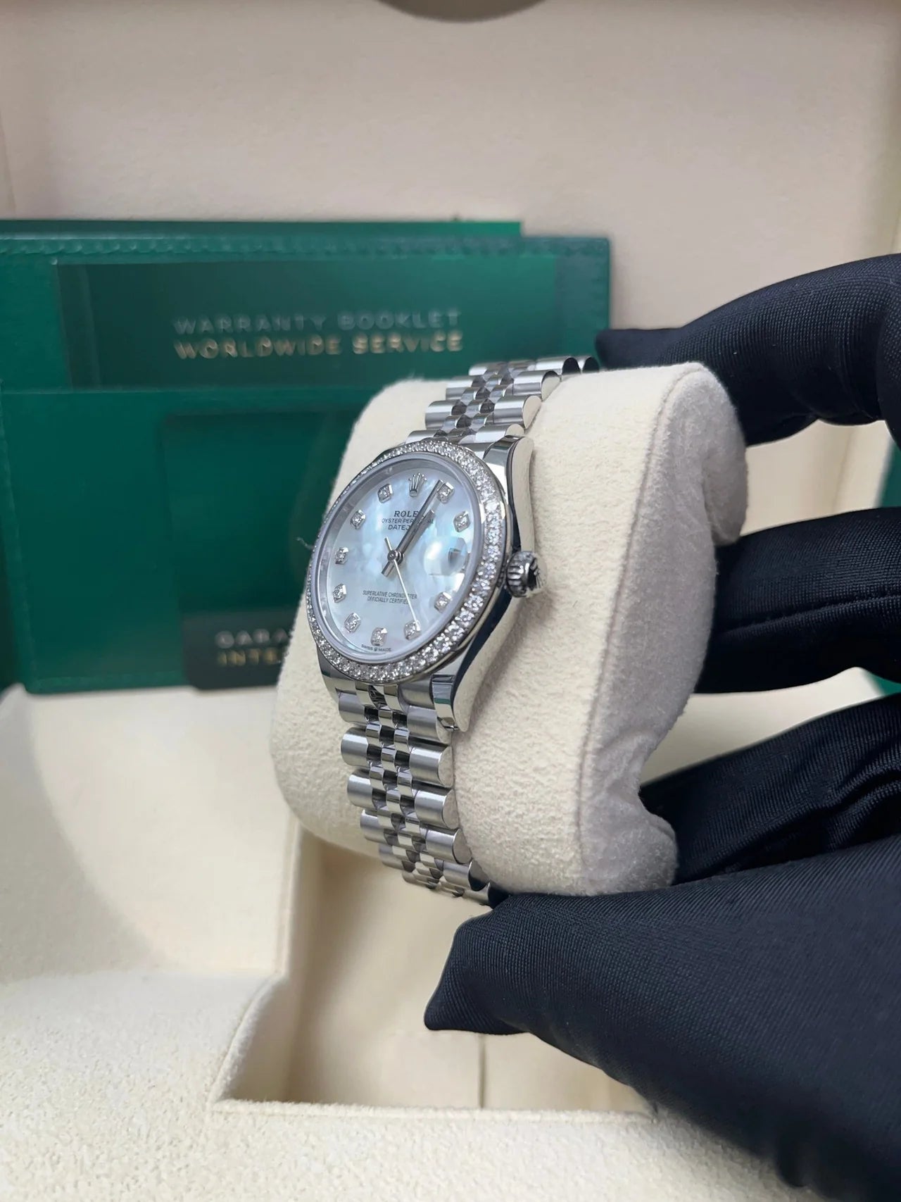 ROLEX DATEJUST JUBILEE WHITE MOTHER OF PEARL DIAMOND BEZEL DIAL - Image 2