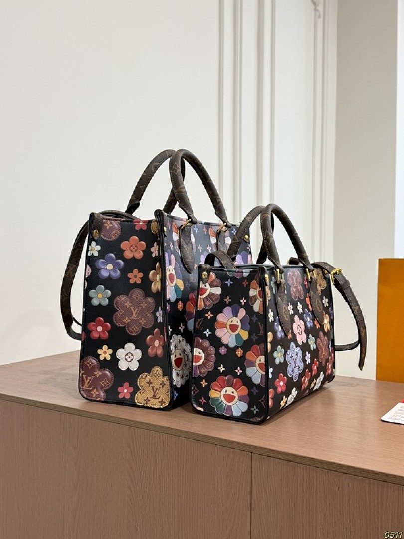 Louis Vuitton OnTheGo-Style Floral Tote — Black & Multicolour - Image 4