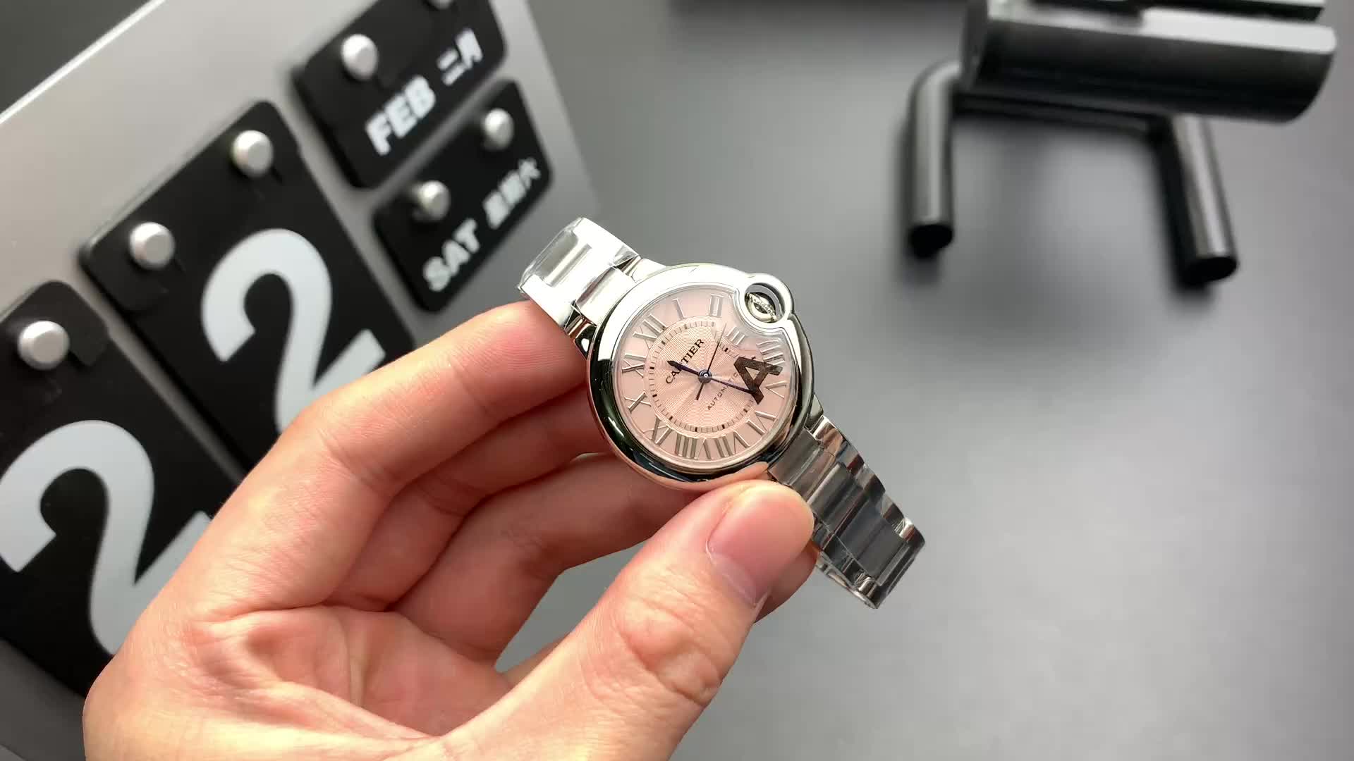 Classic Watch – IW-1900