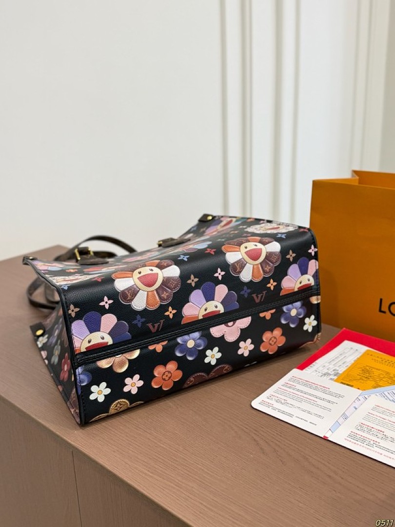 Louis Vuitton OnTheGo-Style Floral Tote — Black & Multicolour - Image 6