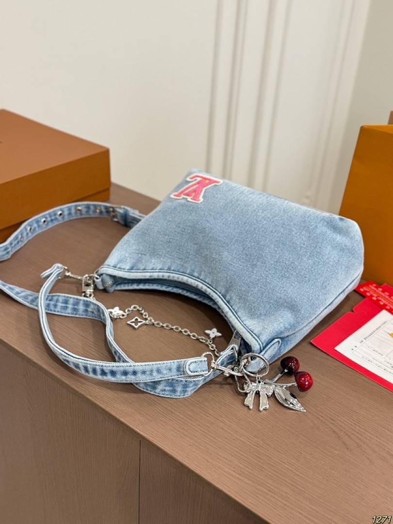 Louis Vuitton Denim-Look Shoulder Bag — Light Blue - Image 7