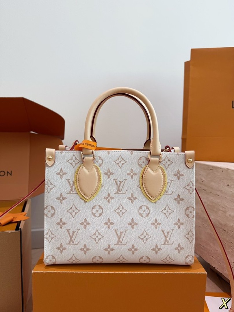 Louis Vuitton OnTheGo-Style Monogram Tote — Ivory & Tan - Image 5
