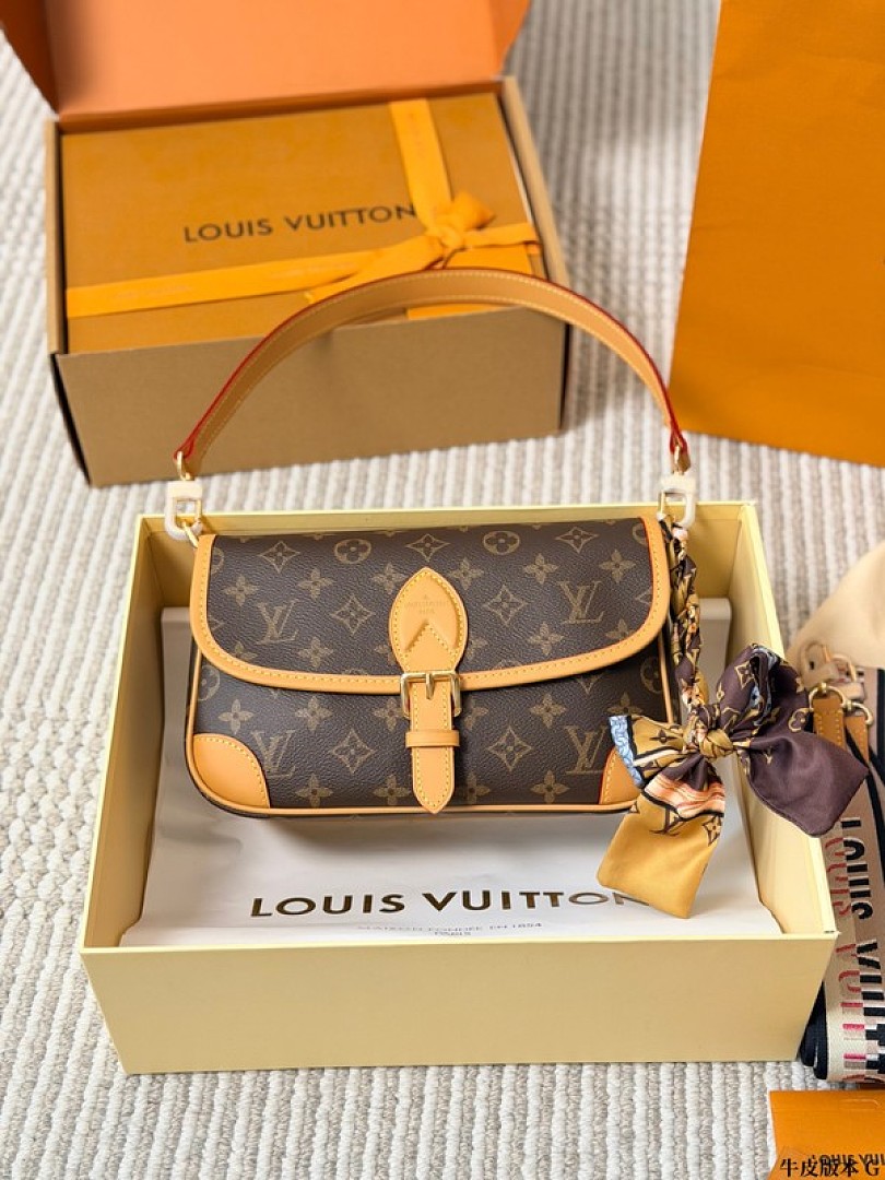 Louis Vuitton Diane-Style Monogram Flap Shoulder Bag — Brown & Tan