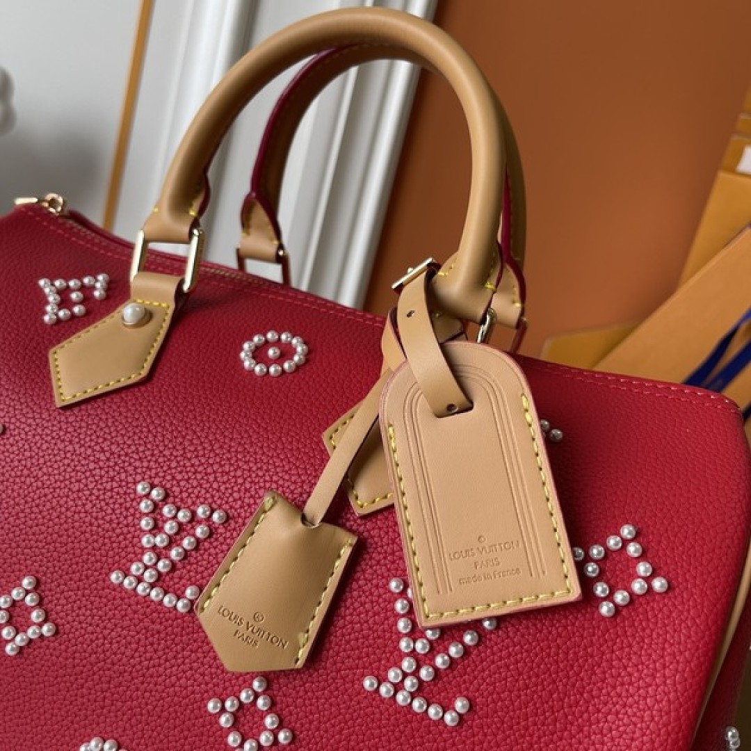 Louis Vuitton Speedy-Style Beaded Bag 30 — Red - Image 4
