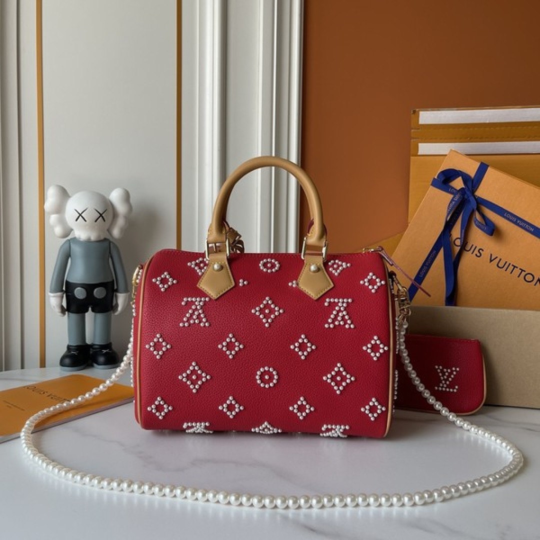 Louis Vuitton Speedy-Style Beaded Bag 25 — Red - Image 6