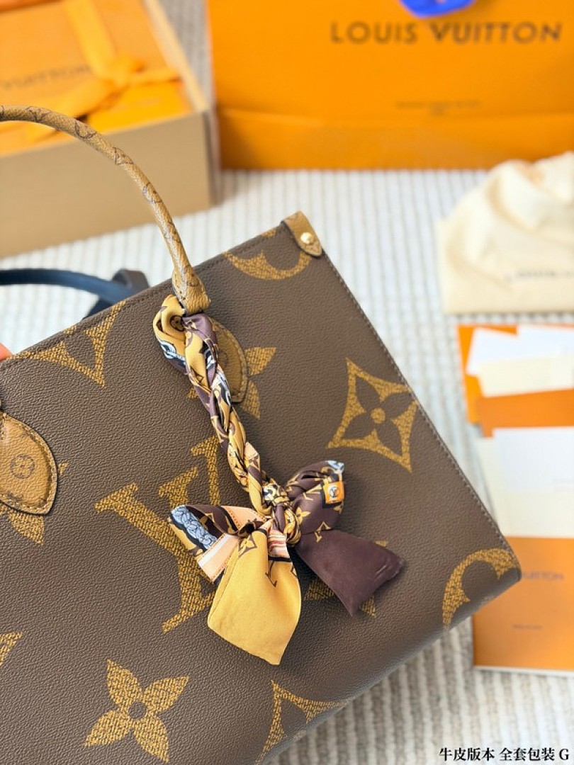 Louis Vuitton Large OnTheGo-Style Two-Tone Monogram Tote — Brown & Tan - Image 6