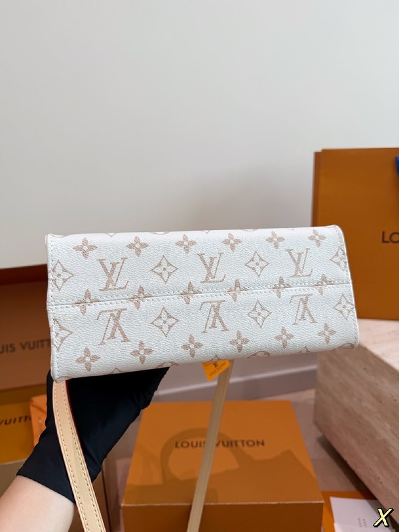 Louis Vuitton OnTheGo-Style Monogram Tote — Ivory & Tan - Image 8