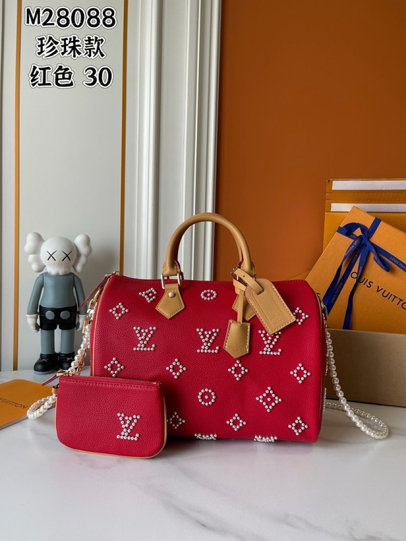 Louis Vuitton Speedy-Style Beaded Bag 30 — Red