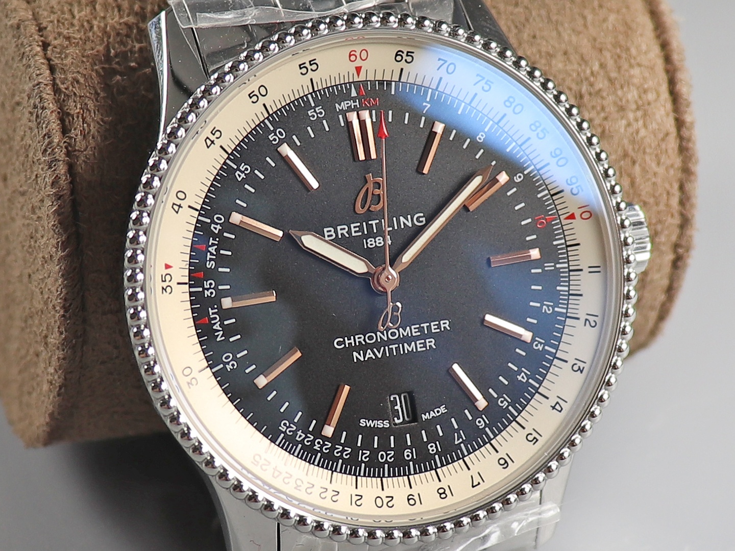 Breitling Classic Chronograph 41 mm Watch – IW-0676 - Image 3